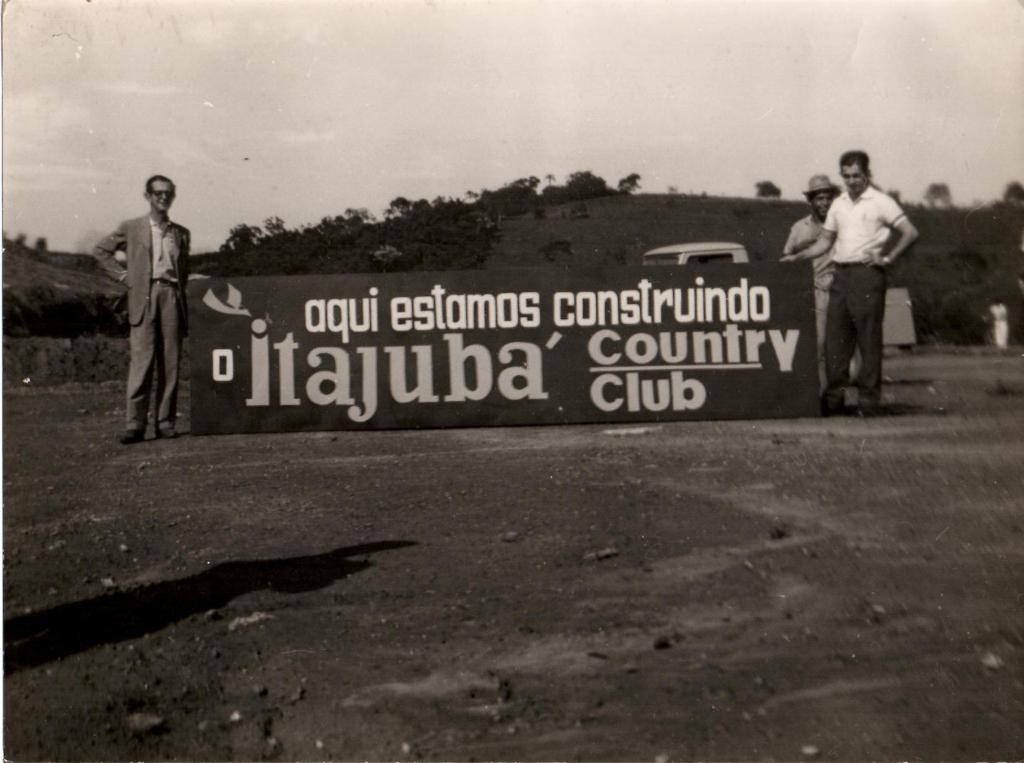 Início das obras: “Aqui estamos construindo o Itajubá Country Club”